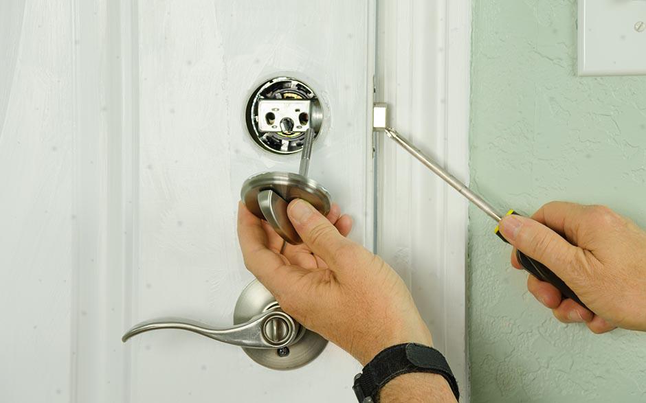  ouverture de porte claquée serrurier Bouqueval